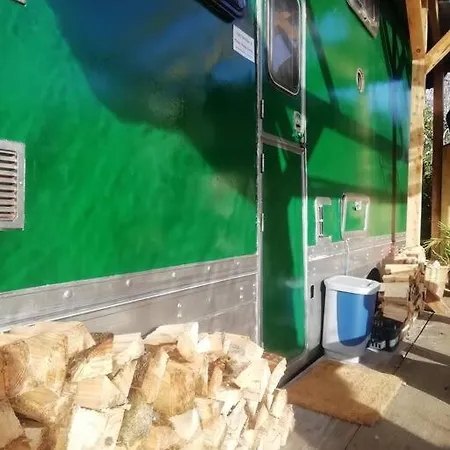 Truck & Pod Creative Nature Retreat.